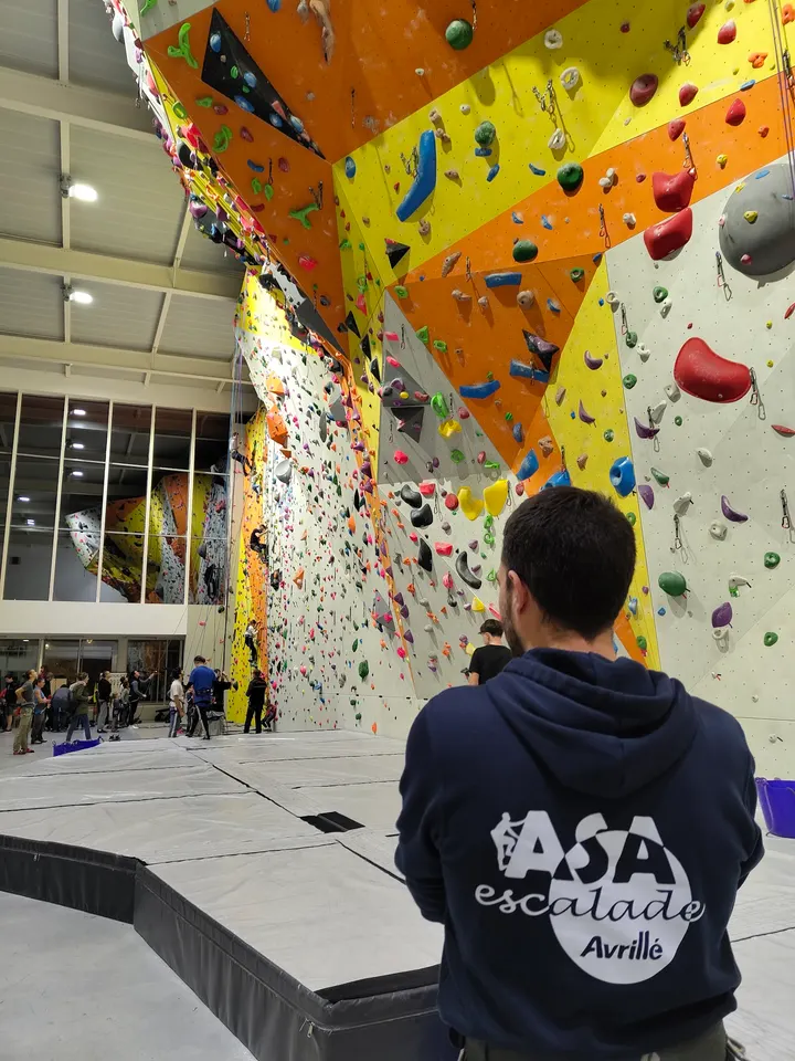 ASA Escalade Grimpe FFME d’Avrillé — Escalade à Avrillé