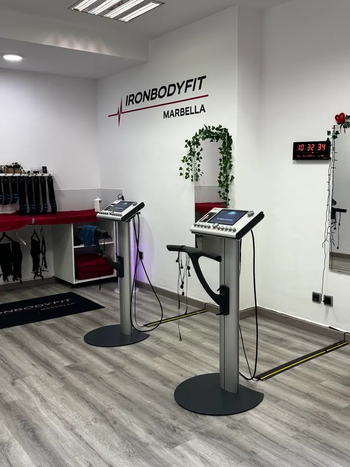 Iron Bodyfit Marbella — Fuerza en Miraflores, Marbella
