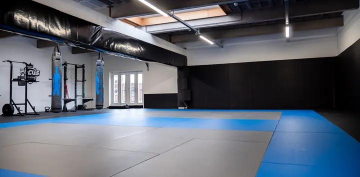 Root MMA Groningen — MMA in Oude wijken, Groningen