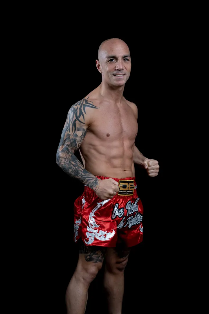 Club Esportiu Kick Barcelona — Kickboxing en Santa Eulàlia, L'Hospitalet de Llobregat