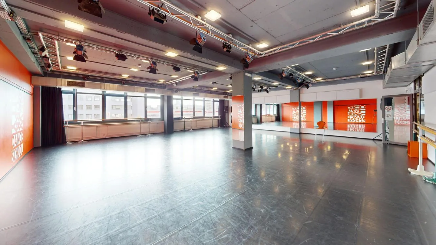 New York City Dance School — dans-studio i Stuttgart — 3