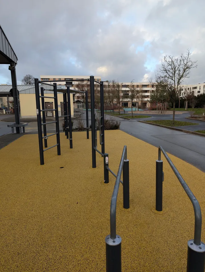 Calisthenics Park | Street Workout Park | Calisthenics-Anlage — Fitnessstudio in Südstadt, Heidelberg