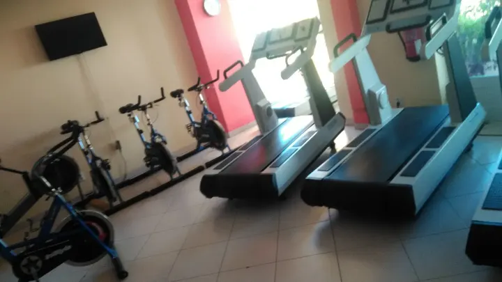 Ginásio Solfitness — ginásio-studio em Tomilhal, Albufeira — 2