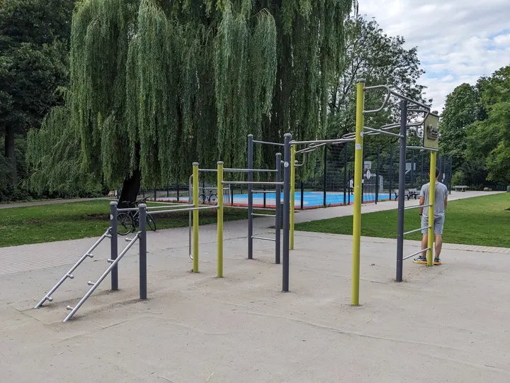 Calisthenics Park im Zoopark — calisthenics-studio in Düsseltal, Düsseldorf — 3