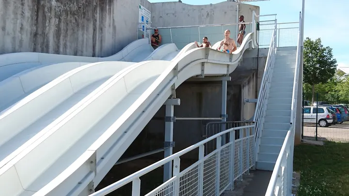 CAPI Piscine Fondbonnière — studio au Temple, L'Isle-d'Abeau — 2