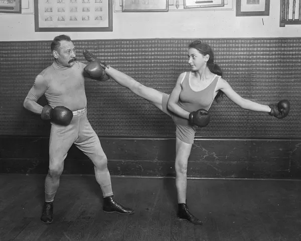 À L'Assaut 45 Gymnase Deniau — boxe-studio à Dunois Madeleine, Orléans — 2