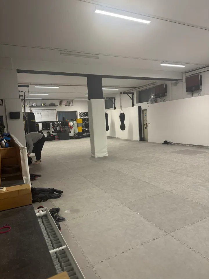 Ultimate Gym - Jiu Jitsu / Muay Thai / Boxen / MMA / Fitness — Kampfsport in Altona-Nord, Königsbrunn