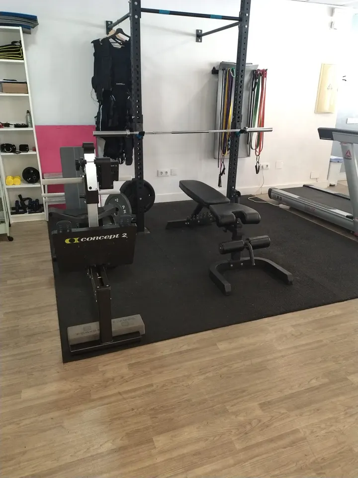 Doceocho Entreno Personal — entrenamiento personal-studio en Los Remedios, Sevilla — 3