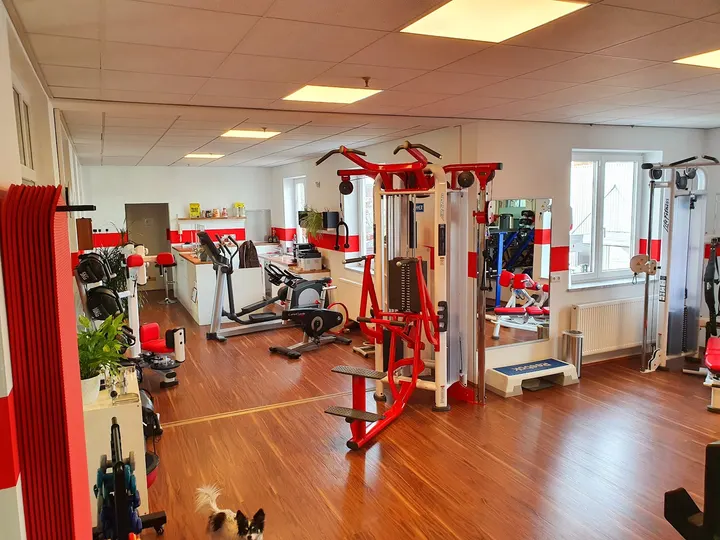 Markus Lerchl Personalfitness: Trainings Center — Fitnessstudio in Lerchenfeld, Freising