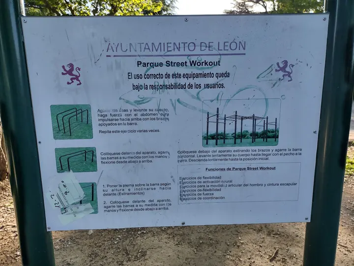 Parque Street Workout Papalaguinda — Estudio de fitness en San Claudio, León