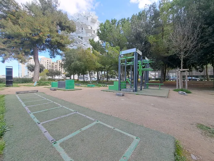 Street Workout Airfit — salle de fitness-studio à Montpellier — 3