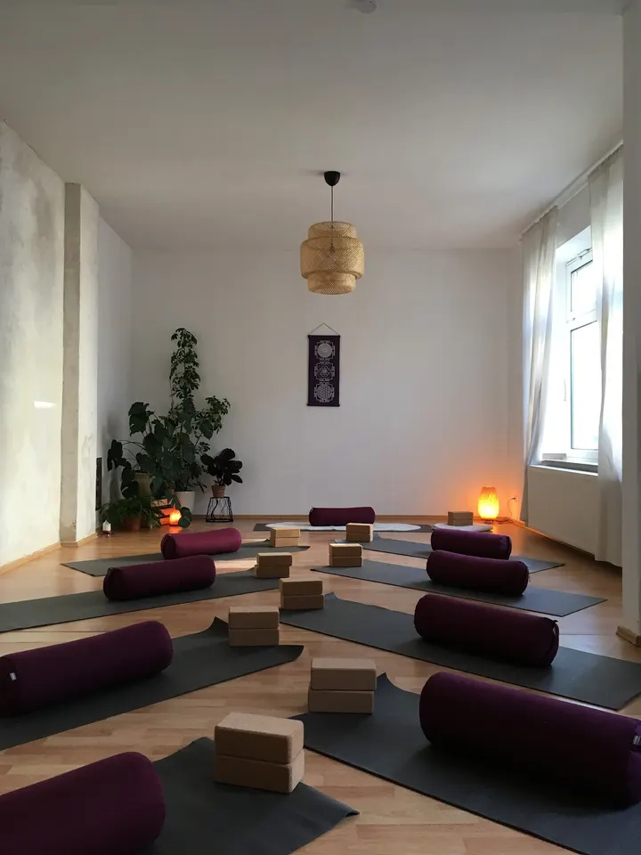 KAT NAM — Yoga in Paulusviertel, Recklinghausen