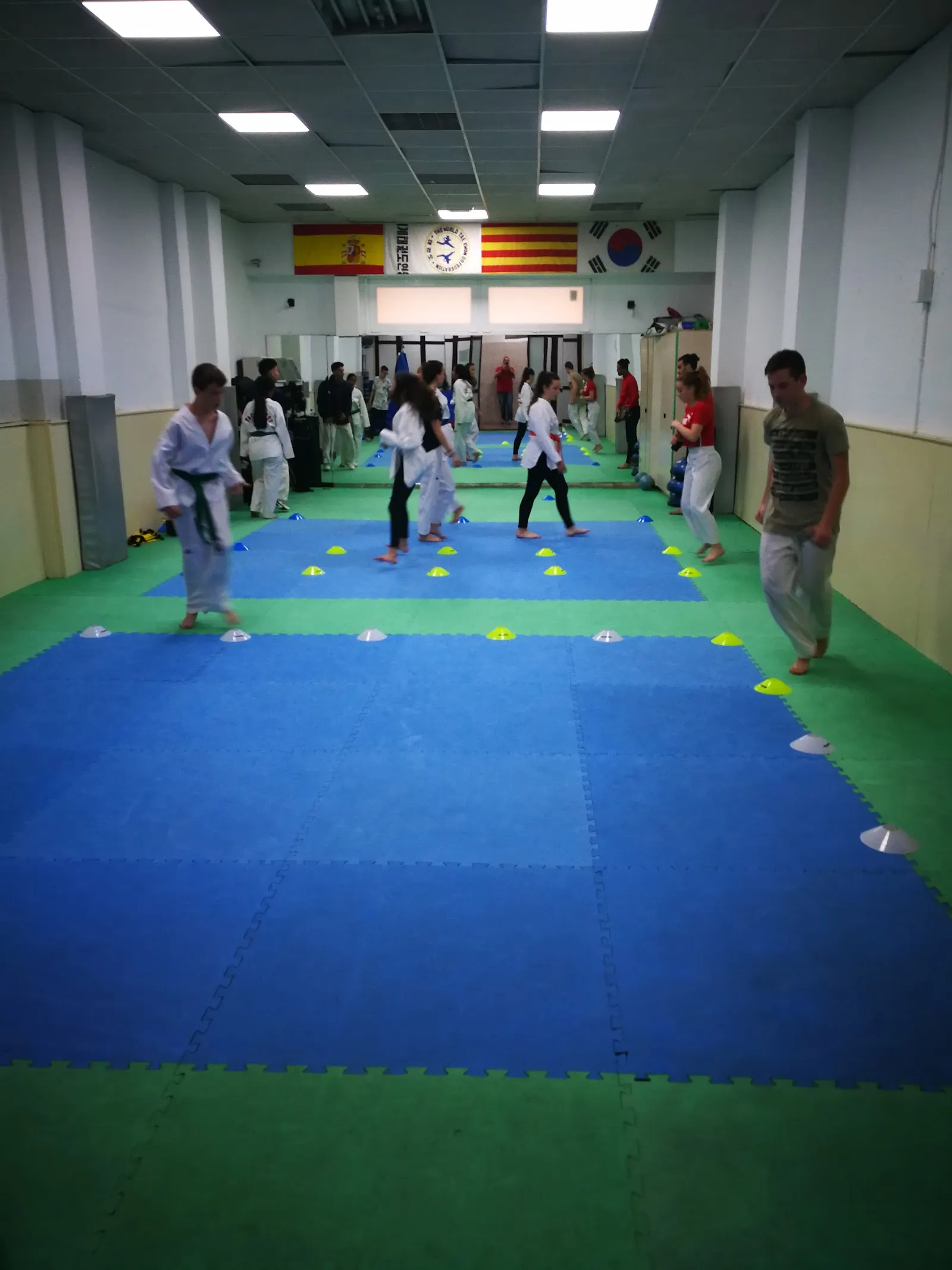 Kaluosi Sport Club — estudio de fitness-studio en Mollet del Vallès — 3