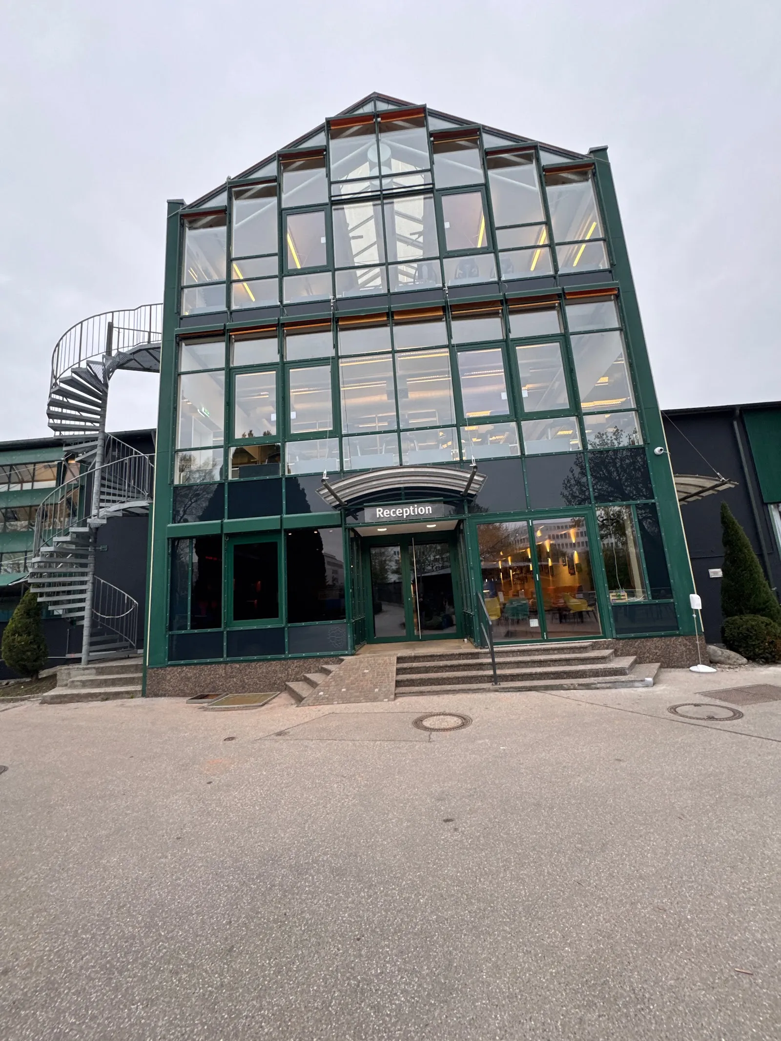 Scheck Club — fitnessstudio in Unterföhring — 3