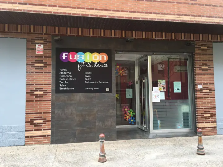 Cosmix Fit&dance — baile-studio en Prado Viejo, Logroño — 2