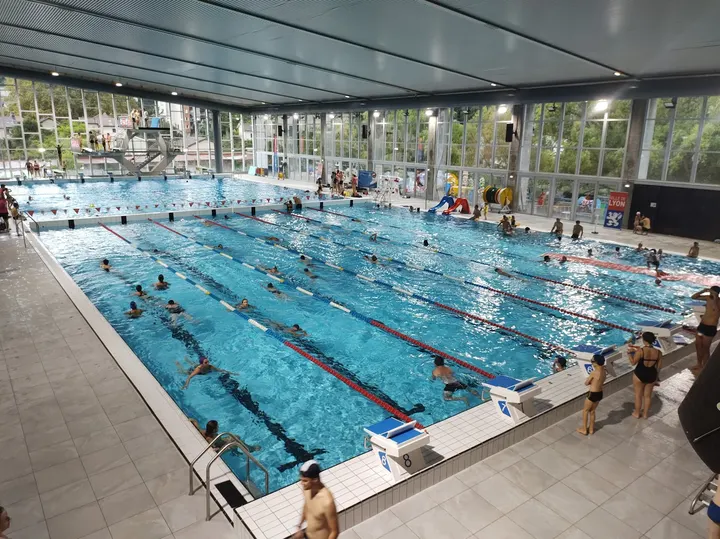 Piscine de Vaise — studio à Gorge de Loup, Lyon — 2