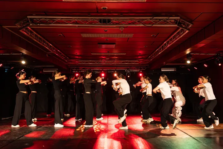 ID MOVEMENT — dans-studio in Veghel — 3