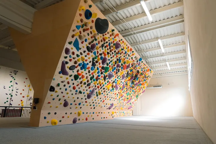 Cal Mico Rocódromo Girona — Escalada en Eixample, Girona