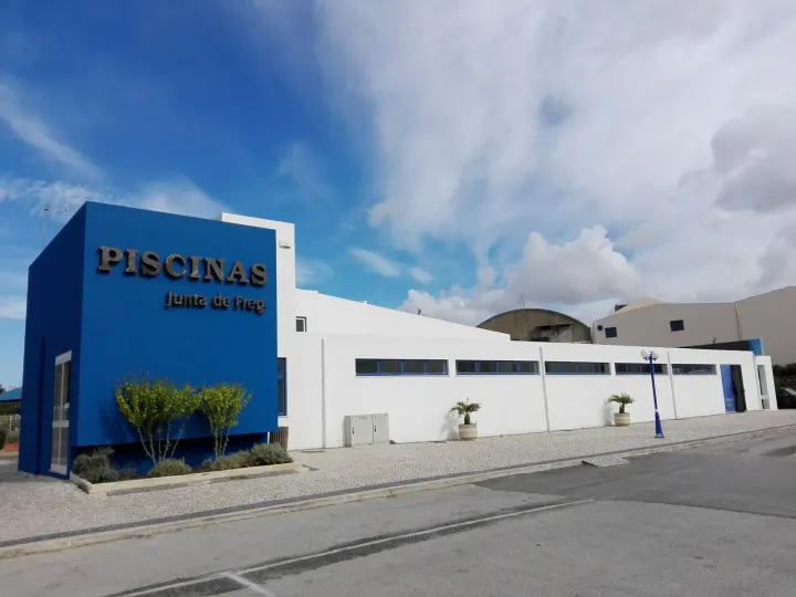 Piscinas de A-dos-Cunhados — Studio em Sobreiro Curvo, Peniche