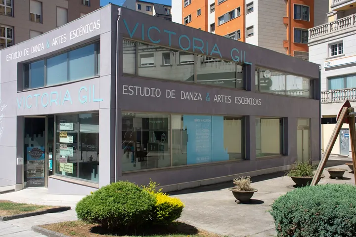 ACADEMIA DE BAILE VICTORIA GIL DANZA & ESCENA — Baile en Castelo de Abaixo, Lugo