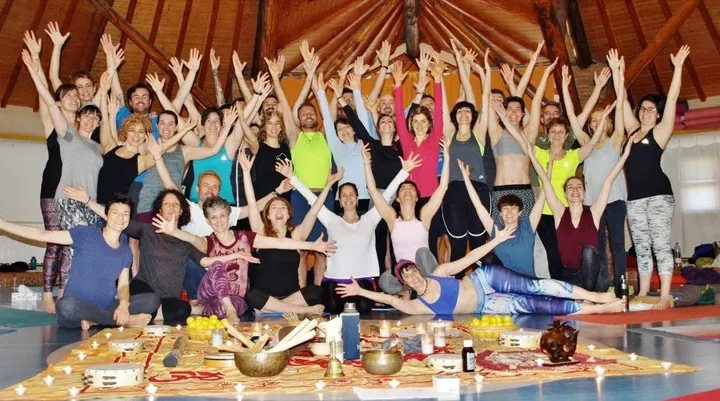 Yoga Evolution School, Y.E.S. — Yoga en Arganzuela, Madrid
