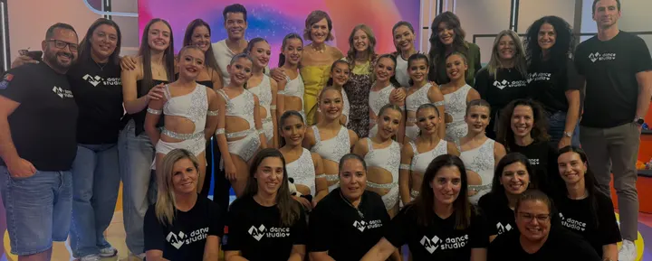 Academia — Dança em Bairro Piscatório, Nazaré