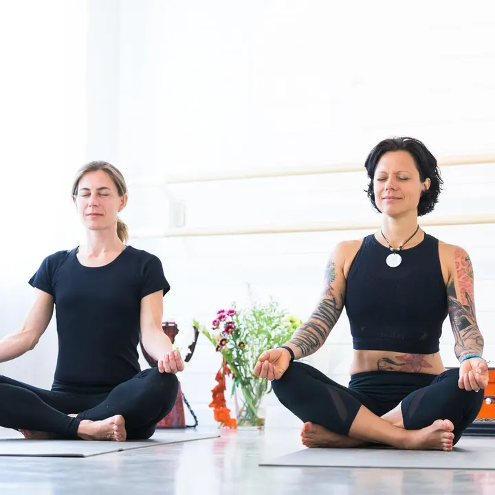 Mindful Movements with Caro @ Rabenhaus Köpenick — Breathwork in Köpenick, Berlin