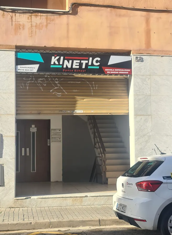 Kinetic Dance School — Dance en Mataró