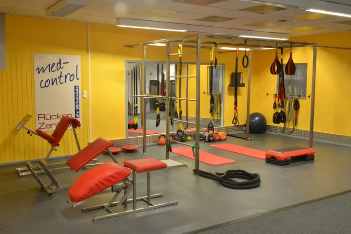 die Wirbelsäule — Fitnessstudio in Sarnstall, Annweiler