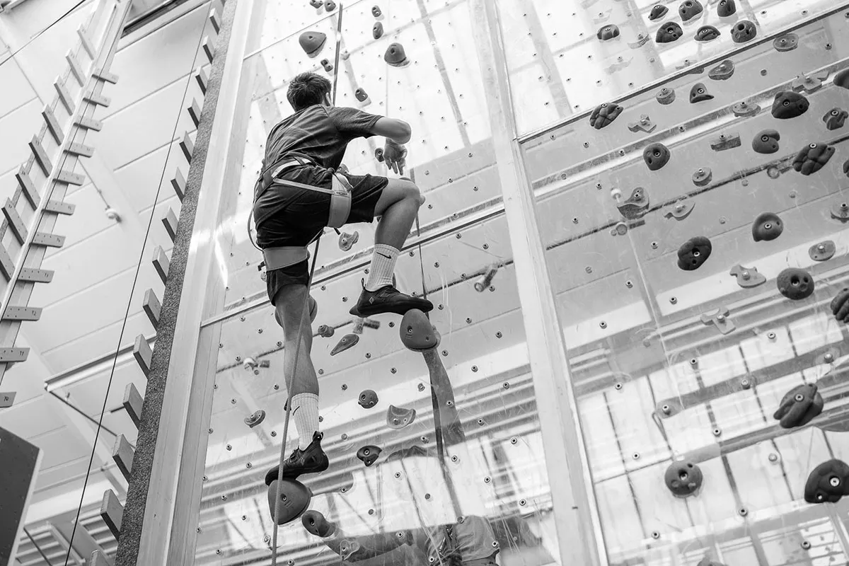 UPJOY — bouldering-studio i Freiburg — 2