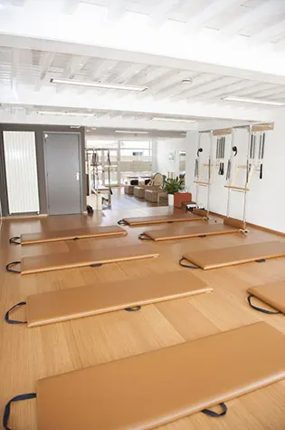 Pilates aan de Rijn — Pilates in Burgemeester Visserpark, Alphen aan den Rijn