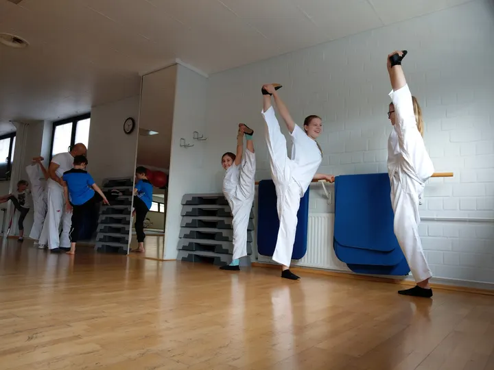 Kampfsportschule Stavros & Kerstin Immigrath — kampfsport-studio in Langenfeld (Rheinland), Düsseldorf — 2