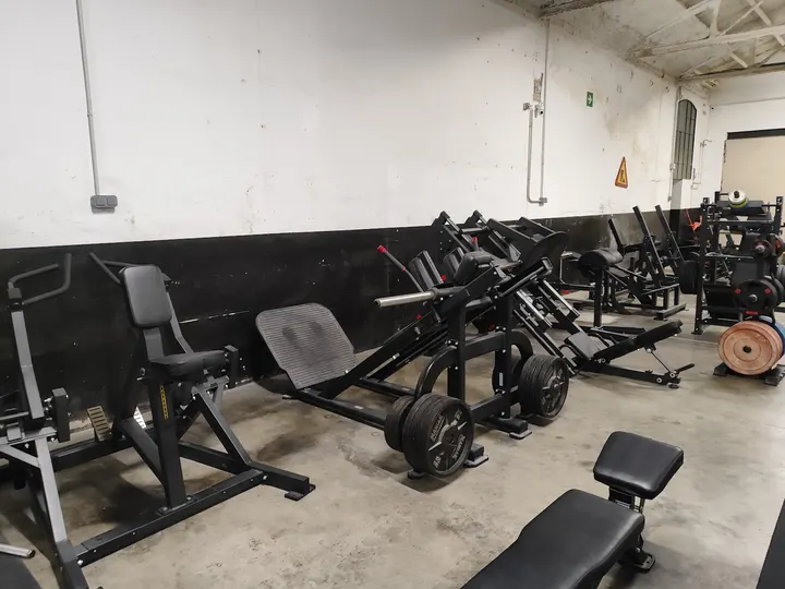 Moonstone Barbell Club — fuerza-studio en Can Feu, Sabadell — 3