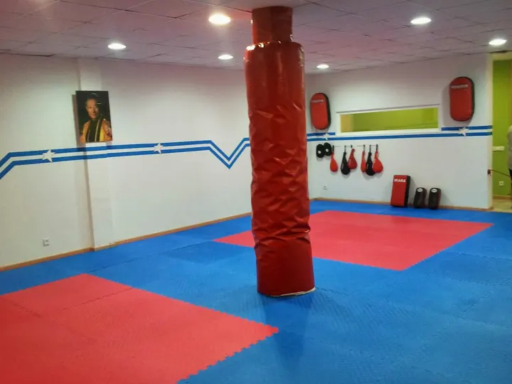 Adrenalina Martial Arts — artes marciales-studio en Castelldefels — 3