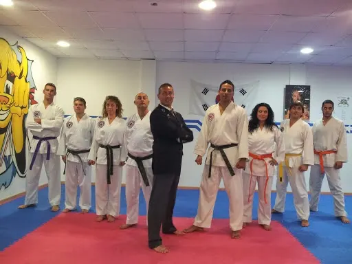 Adrenalina Martial Arts — artes marciales-studio en Castelldefels — 4