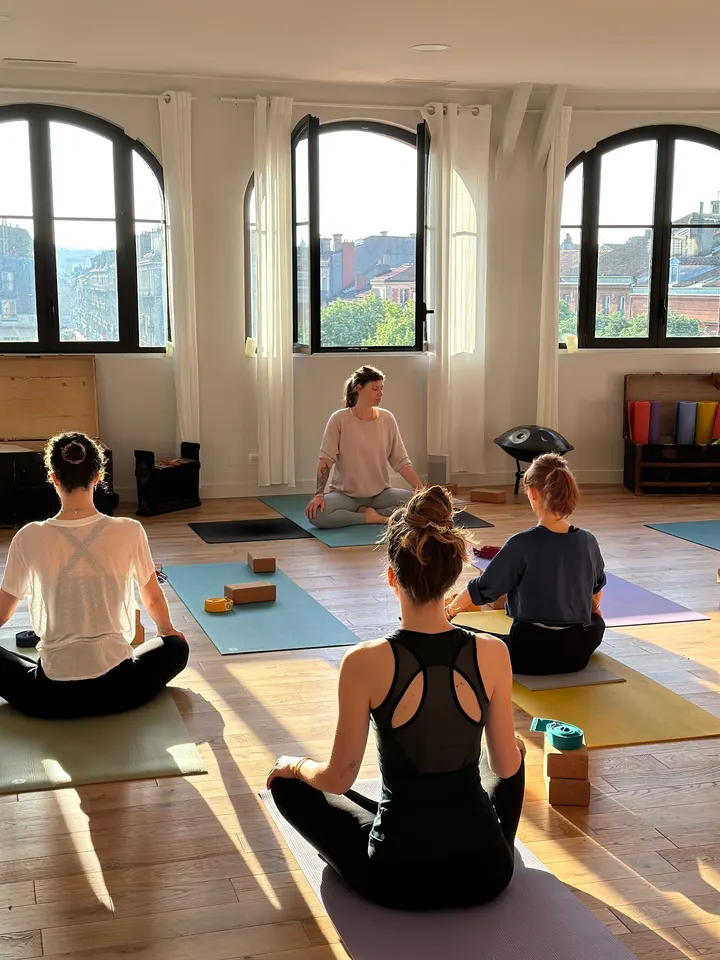 RAINBOW — yoga-studio à Capitole / Arnaud Bernard / Carmes, Toulouse — 3