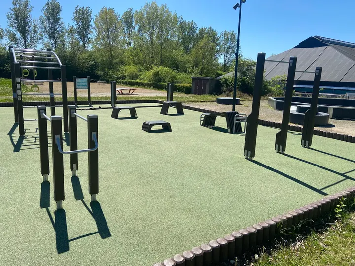 Ballerup Idrætsby - udendørs fitness — træningsstudio i København — 3