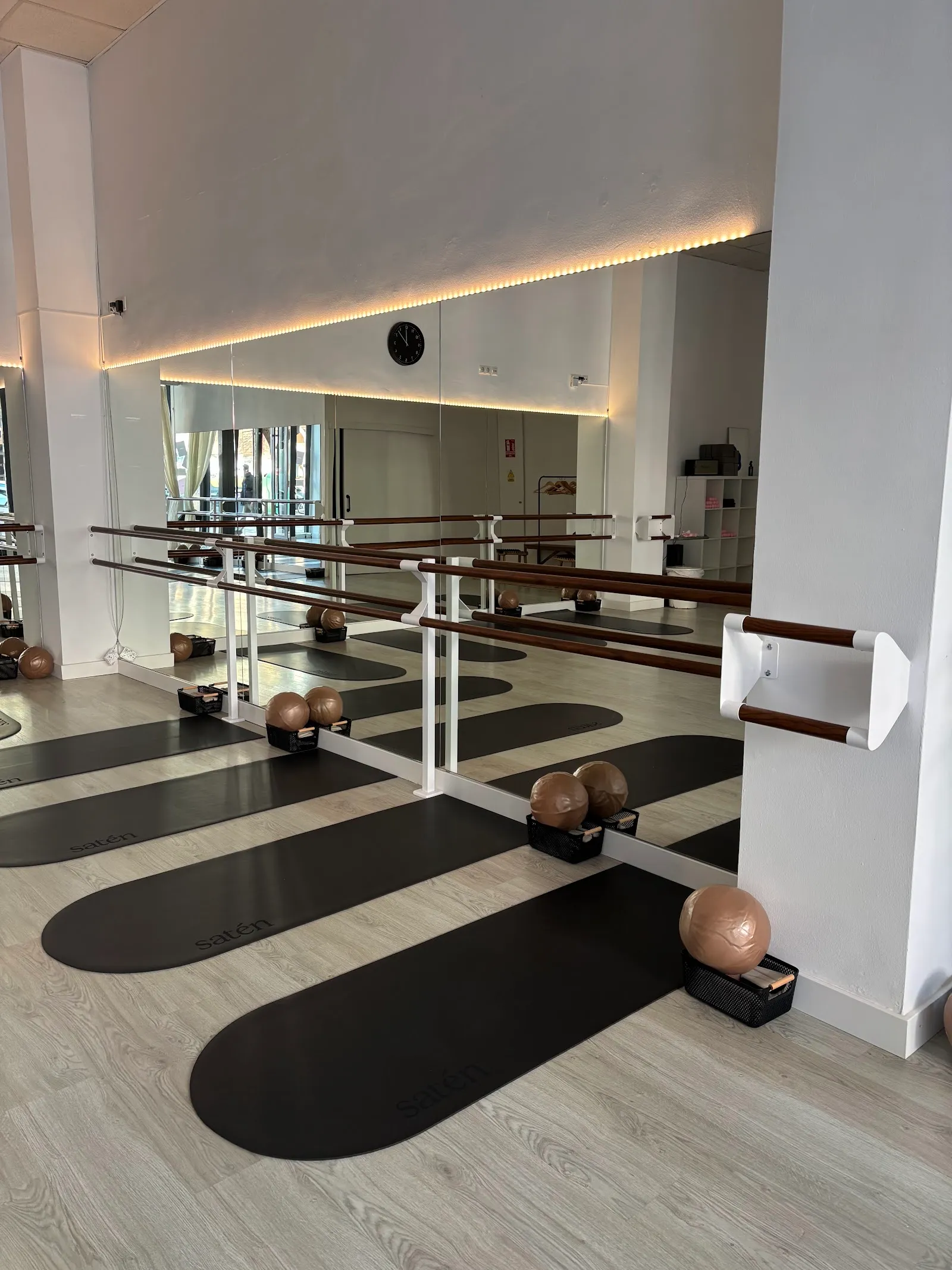 Satén - BARRE STUDIO - — barre-studio en Rincón de la Victoria — 2