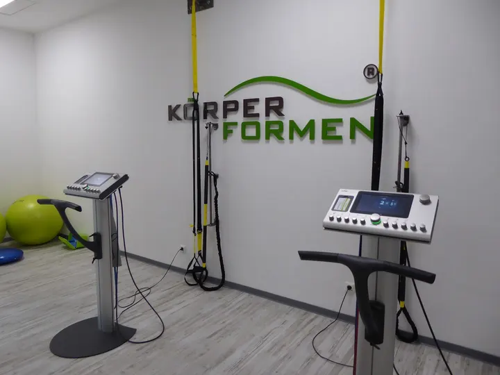 Körperformen Düren, EMS- Training — Fitnessstudio in Grüngürtel, Düren