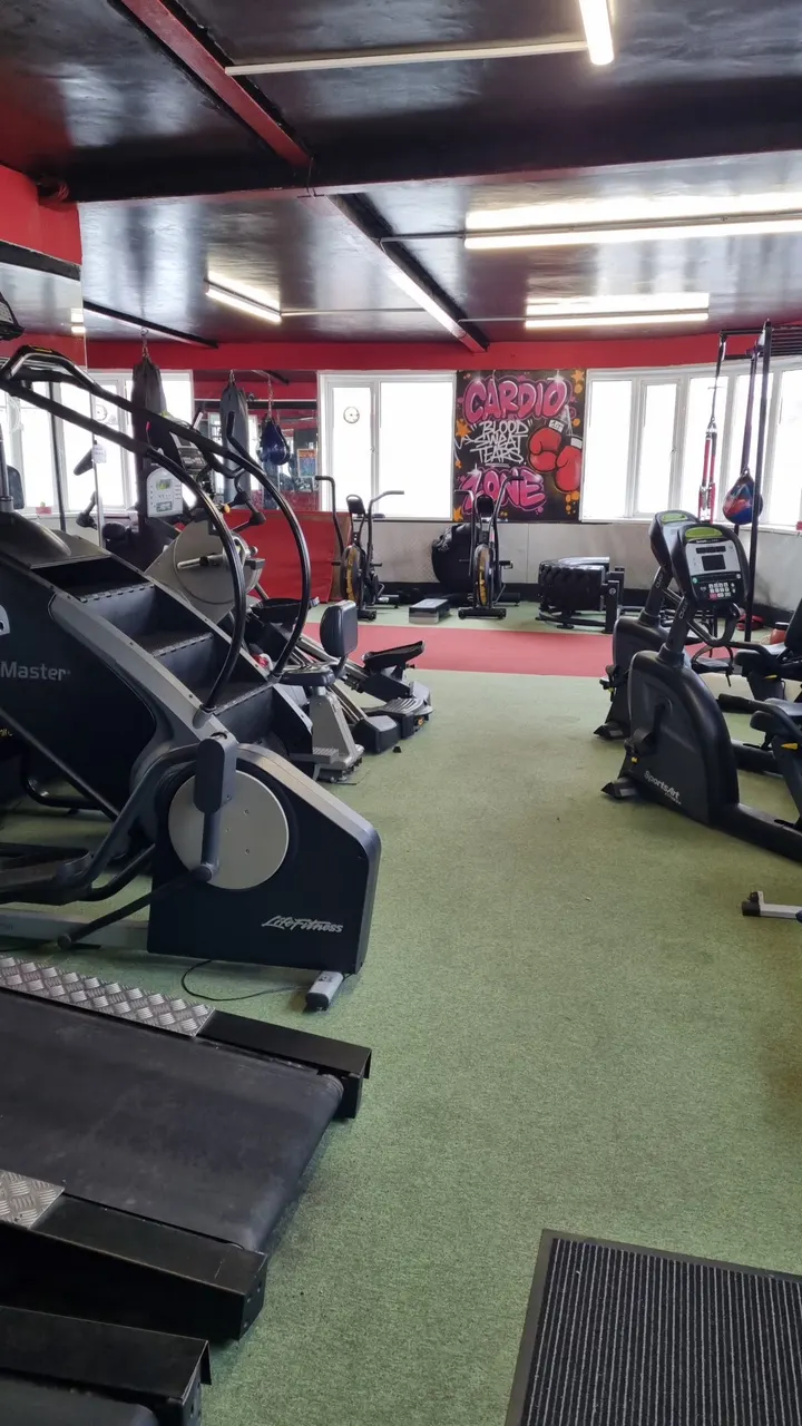 Samsons Fitness — fitness studio in Cauldwell, Bedford — 2