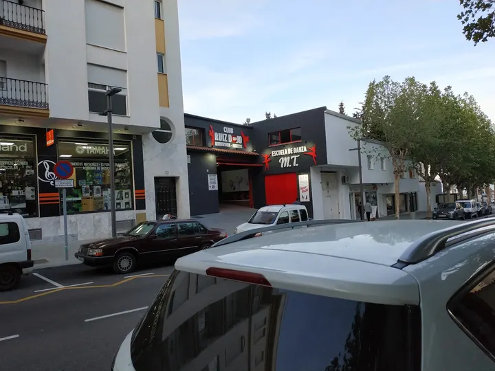 Club Deportivo Ruiz Dojo — artes marciales-studio en Estepona — 3