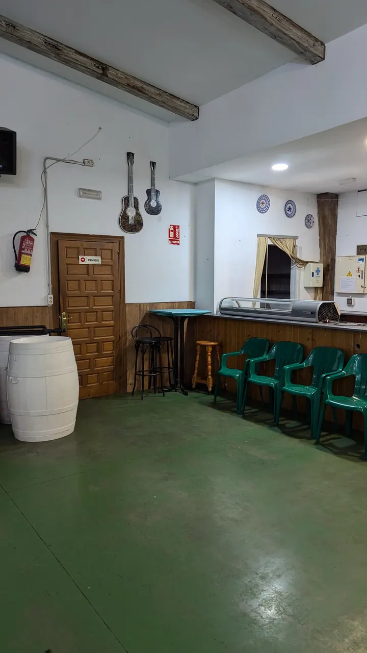 Salsa y Bachata Torremolinos — baile-studio en Torremolinos — 3