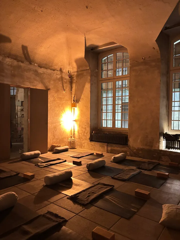Rita Yoga studio vivant — Yoga à Capitole / Arnaud Bernard / Carmes, Toulouse