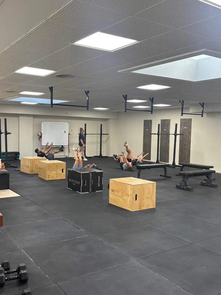 EON Training — fuerza-studio en Urbanització La Canyada, Valencia — 2