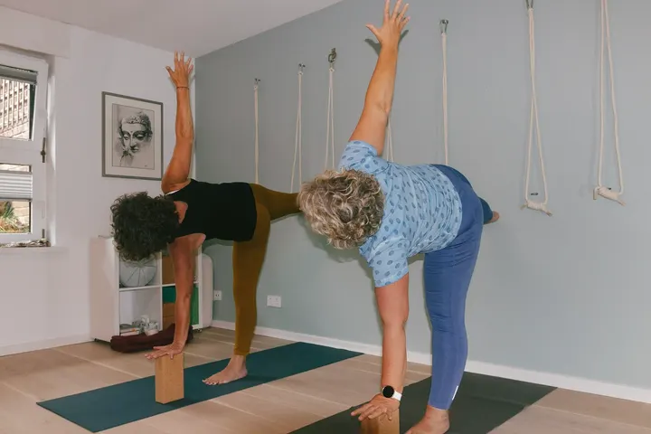Yoga Krefeld, Yogasana-Yoga für Alle — yoga-studio in Krefeld-Mitte, Krefeld — 3