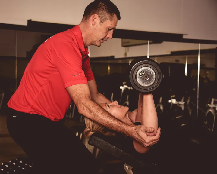 Donar Fitness&Wellness — Sportschool in IJmuiden