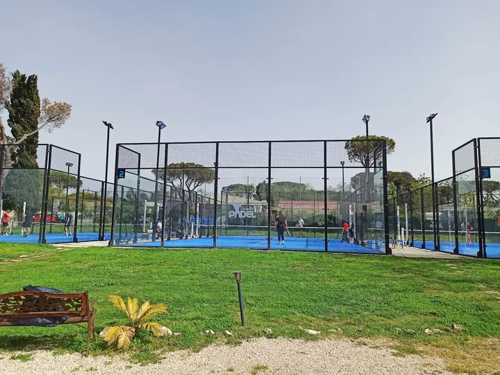 L18 Sport Village — Palestre a Castel di Decima, Roma