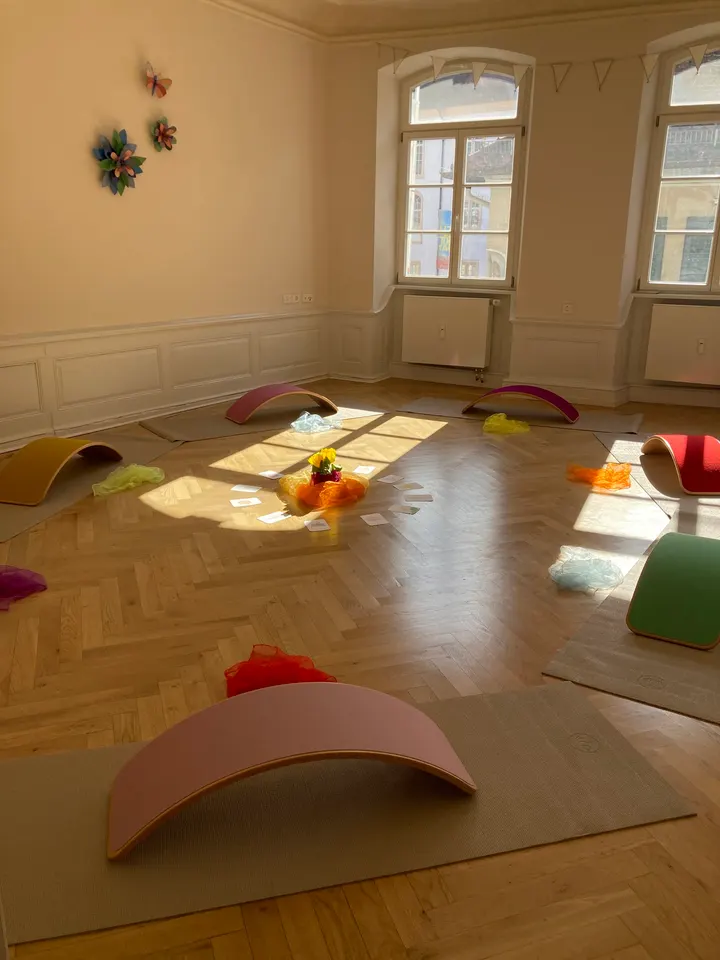 Kinderyoga mit Fee — yoga-studio in Ettlingen — 2
