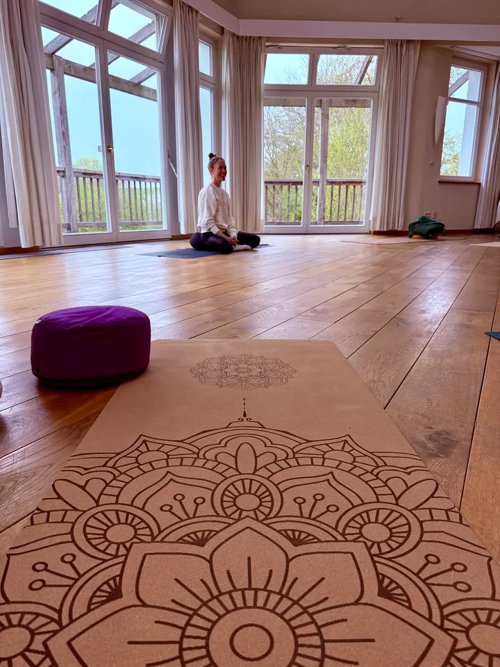 Yoga, Yogatherapie, Hormon-Coaching für Frauen — Yoga in Stellingen, Hamburg