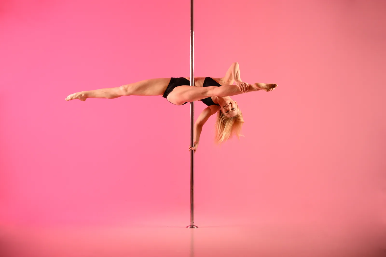 AMUSE Pole & Aerial Studio — pole fitness-studio i Köln — 4